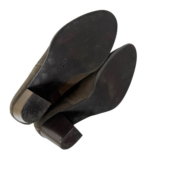 Vionic Waterproof Madeline Greige Suede Ankle Boot Bootie with Tassel Size 11 - Picture 11 of 13